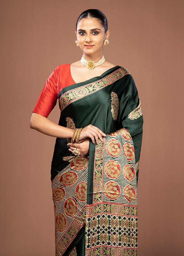 Green Dupion Silk Saree With Blouse Piece