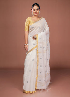 White Matka Silk Saree With Blouse Piece