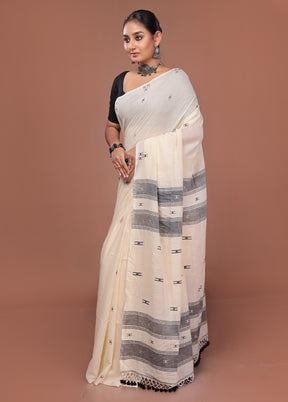 Cream Matka Silk Saree With Blouse Piece