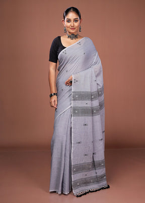 Grey Matka Silk Saree With Blouse Piece
