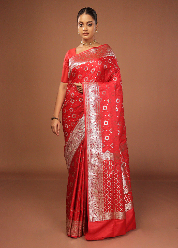 Red Uppada Silk Saree With Blouse Piece