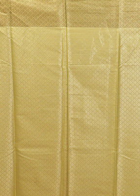 Green Kora Silk Saree With Blouse Piece