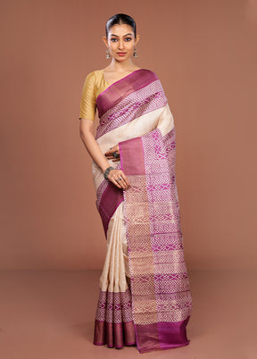 Cream Tussar Silk Saree With Blouse Piece
