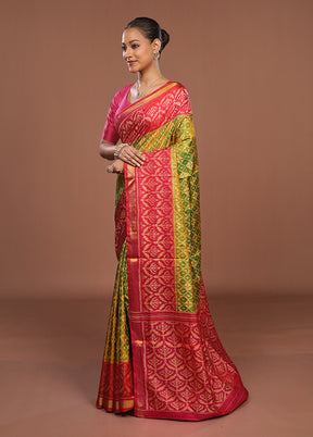 Green Handloom Patola Pure Silk Saree With Blouse Piece