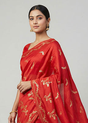 Red Banarasi Silk Saree With Blouse Piece