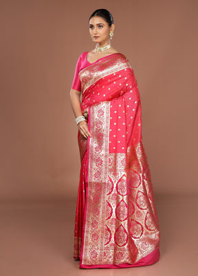 Red Tanchoi Silk Saree With Blouse Piece