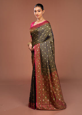 Green Tanchoi Silk Saree With Blouse Piece