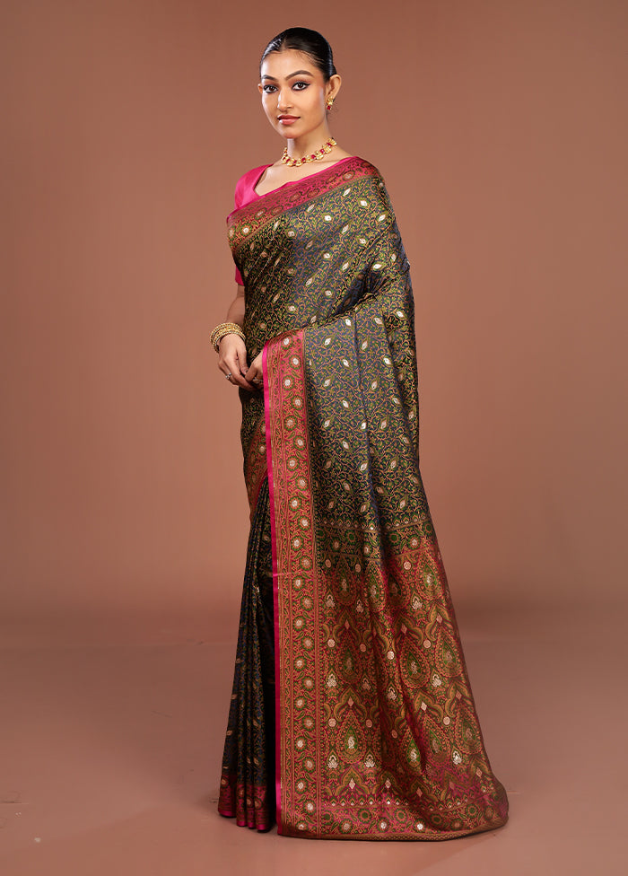 Green Tanchoi Silk Saree With Blouse Piece