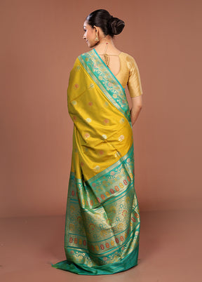 Green Dupion Silk Saree With Blouse Piece