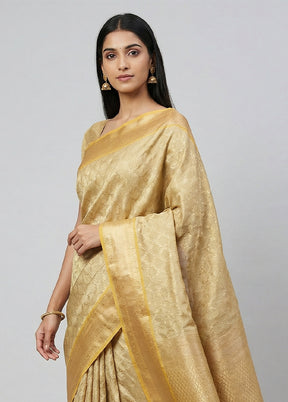 Gold Kora Silk Saree With Blouse Piece