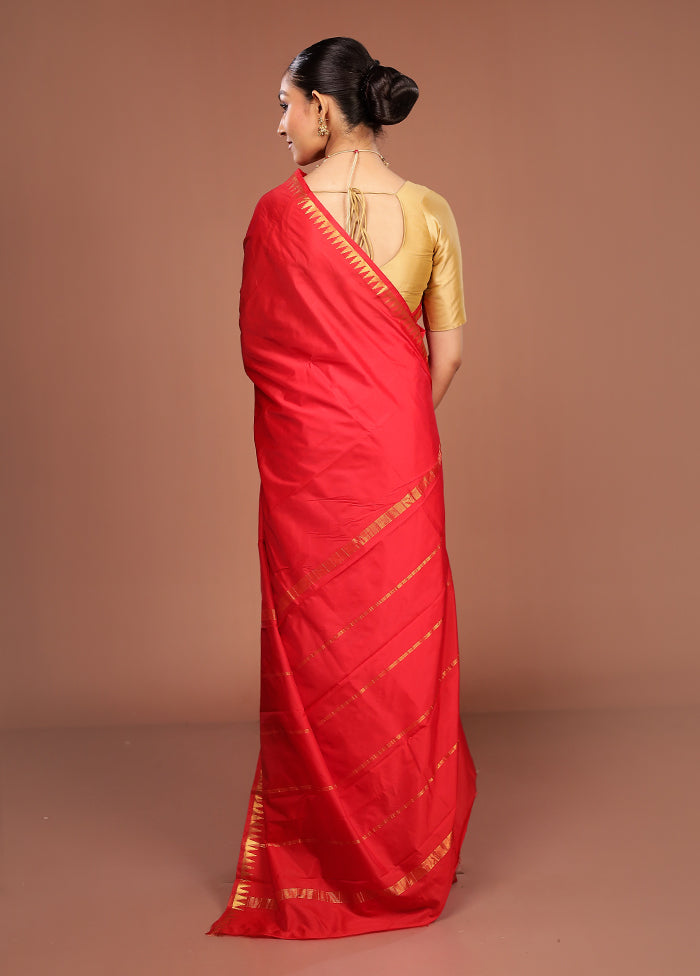 Red Kanjivaram Silk Saree With Blouse Piece
