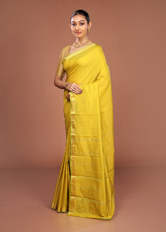 Green Kanjivaram Silk Saree With Blouse Piece