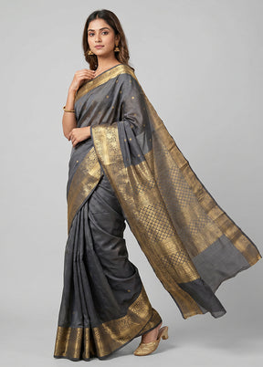 Black Handloom Kanchipuram Pure Silk Saree With Blouse Piece