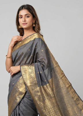 Black Handloom Kanchipuram Pure Silk Saree With Blouse Piece