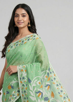 Green Matka Silk Saree With Blouse Piece
