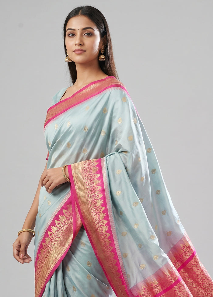 Grey Gadwal Silk Saree Without Blouse Piece
