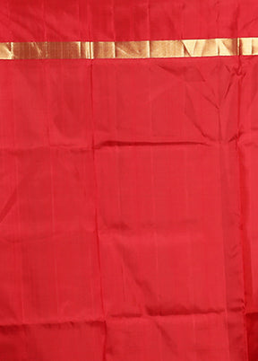 Green Handloom Kanjivaram Pure Silk Saree With Blouse Piece
