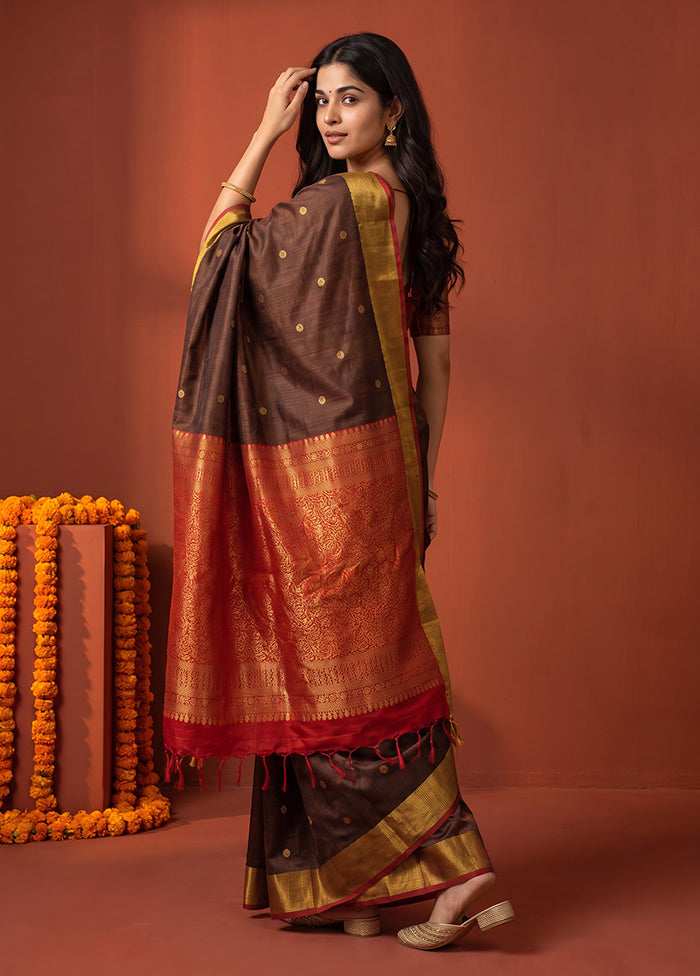 Black Handloom Kanchipuram Pure Silk Saree With Blouse Piece