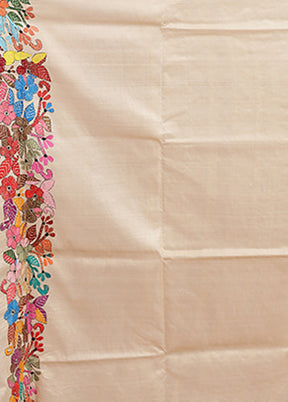 Cream Handloom Kantha Stitch Pure Silk Saree With Blouse Piece