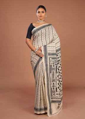 Cream Handloom Kantha Stitch Pure Silk Saree With Blouse Piece