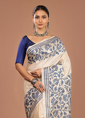 Cream Handloom Kantha Stitch Pure Silk Saree With Blouse Piece