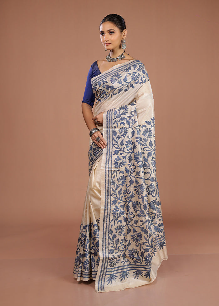 Cream Handloom Kantha Stitch Pure Silk Saree With Blouse Piece