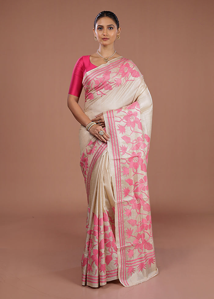 Cream Handloom Kantha Stitch Pure Silk Saree With Blouse Piece