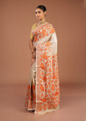 Cream Handloom Kantha Stitch Pure Silk Saree With Blouse Piece
