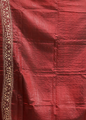 Maroon Handloom Kantha Stitch Pure Silk Saree With Blouse Piece