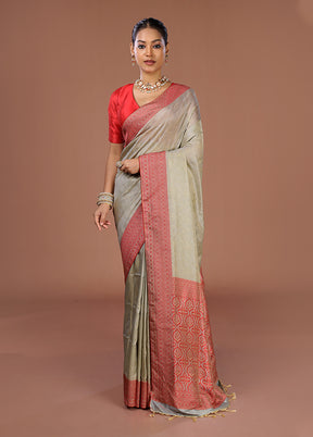 Cream Kanjivaram Silk Saree With Blouse Piece