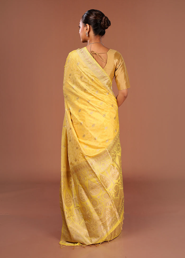 Yellow Kanjivaram Silk Saree With Blouse Piece