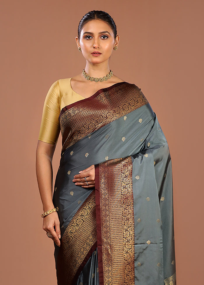 Grey Kanjivaram Silk Saree With Blouse Piece