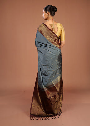 Grey Kanjivaram Silk Saree With Blouse Piece