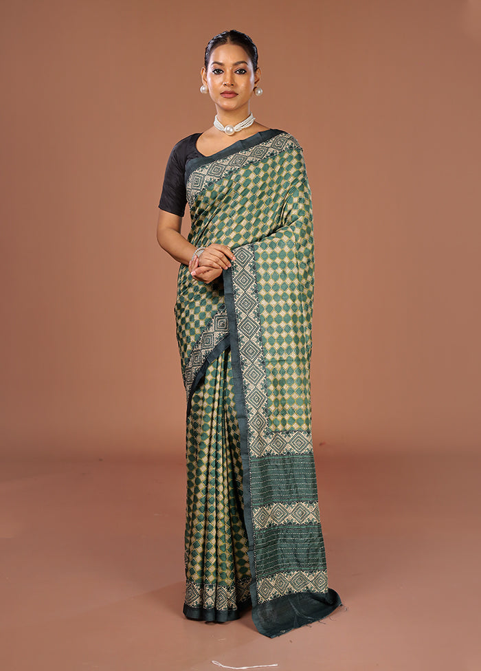 Cream Tussar Silk Saree With Blouse Piece