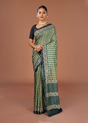 Cream Tussar Silk Saree With Blouse Piece