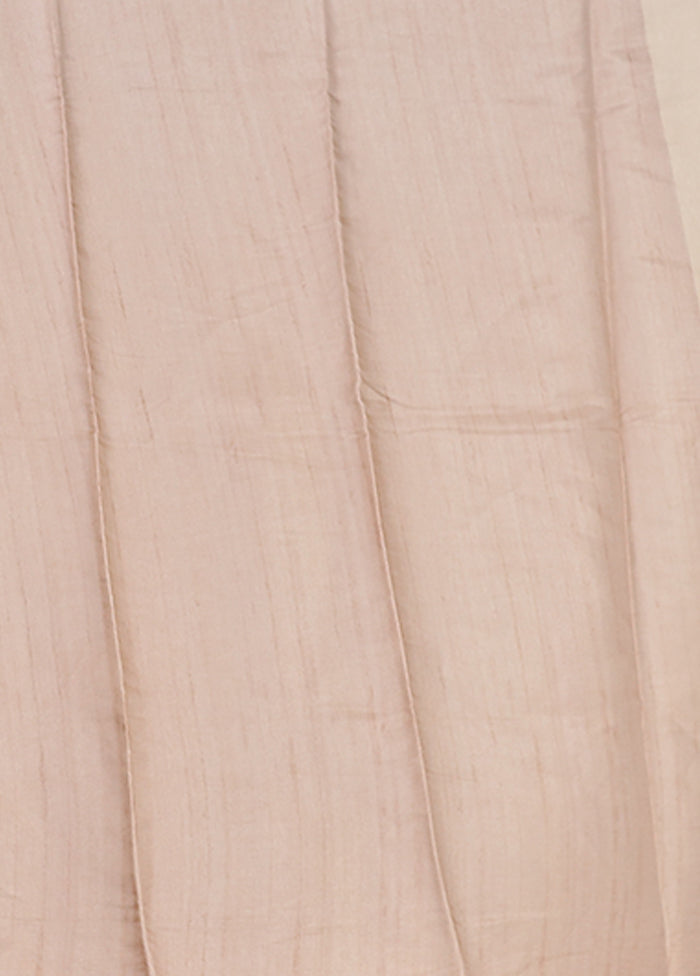 Cream Tussar Silk Saree With Blouse Piece