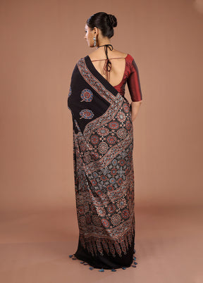 Black Printed Pure Silk Saree Without Blouse Piece
