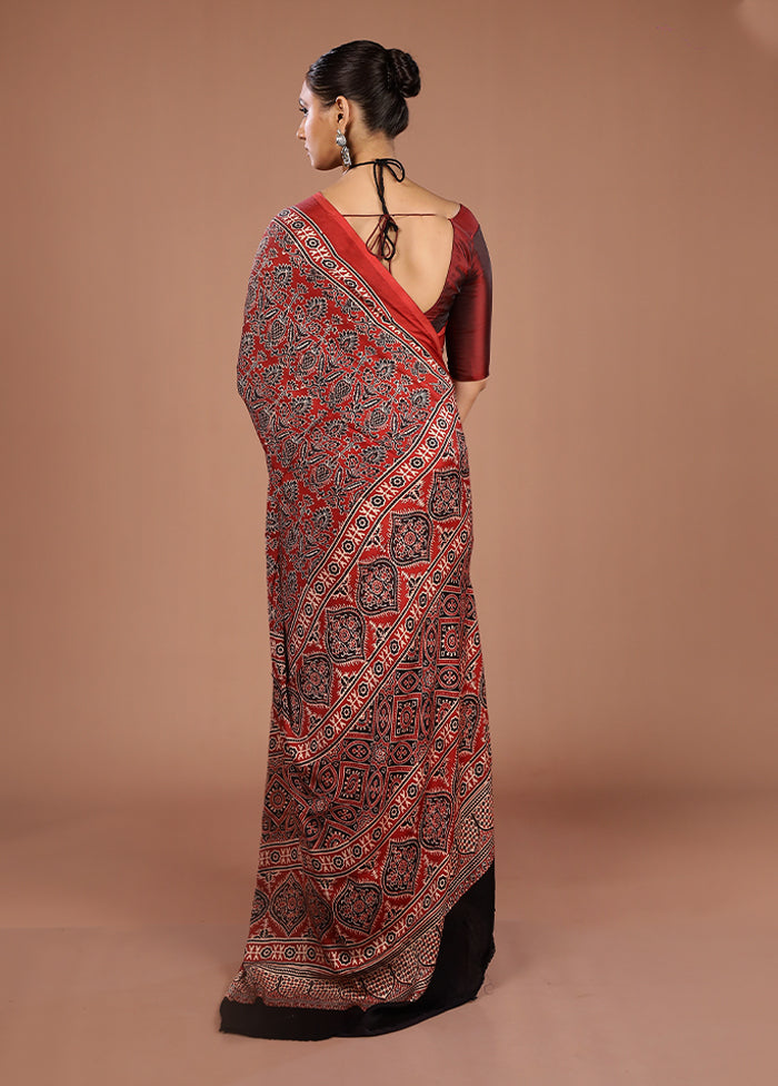 Maroon Printed Pure Silk Saree Without Blouse Piece