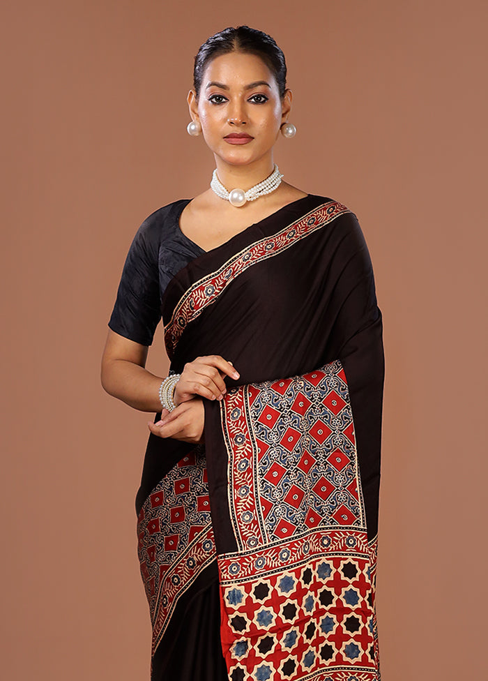 Brown Printed Silk Saree Without Blouse Piece
