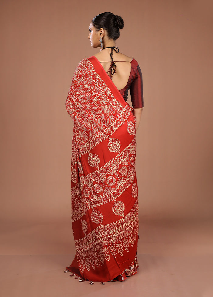 Red Printed Pure Silk Saree Without Blouse Piece