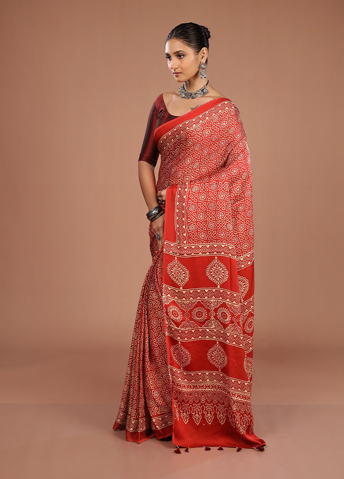 Red Printed Pure Silk Saree Without Blouse Piece