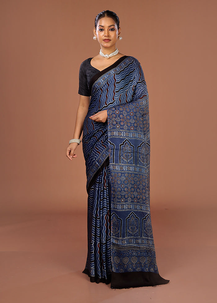Blue Printed Silk Saree Without Blouse Piece