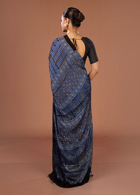 Blue Printed Silk Saree Without Blouse Piece