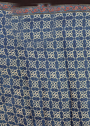 Blue Printed Silk Saree Without Blouse Piece