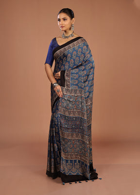 Blue Printed Pure Silk Saree Without Blouse Piece