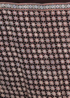 Black Printed Pure Silk Saree Without Blouse Piece
