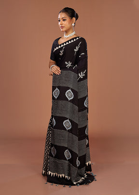 Black Printed Pure Silk Saree Without Blouse Piece