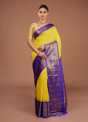 Yellow Gadwal Silk Saree Without Blouse Piece