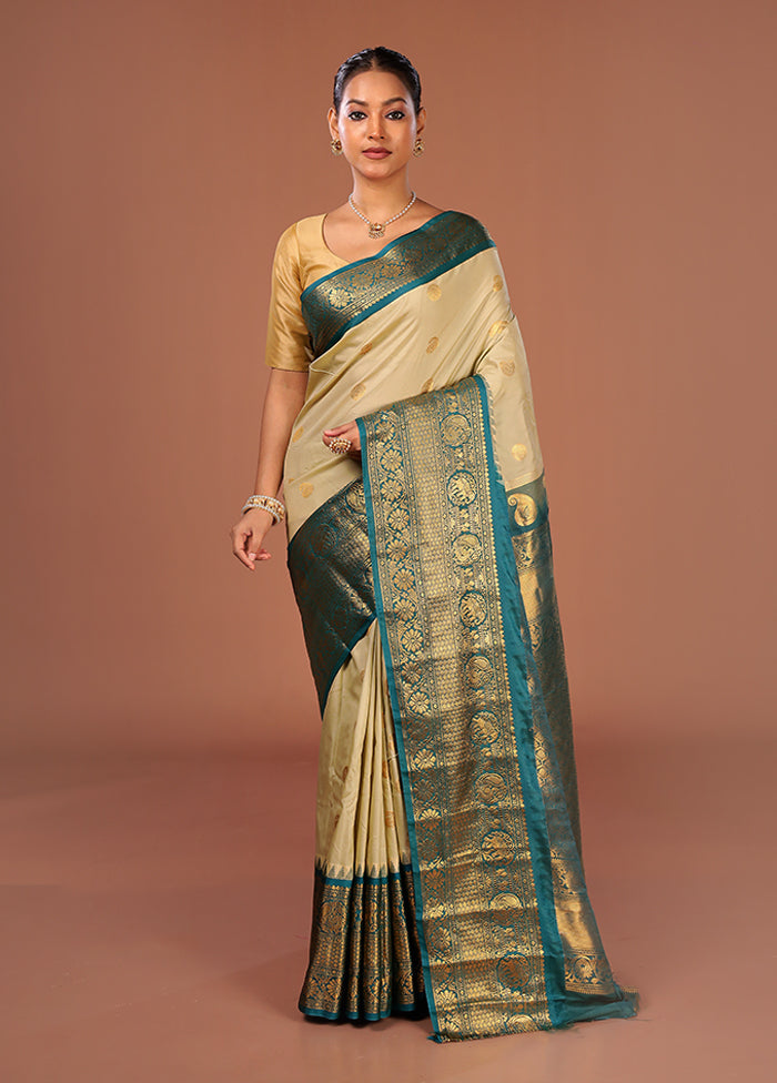 Cream Gadwal Silk Saree Without Blouse Piece
