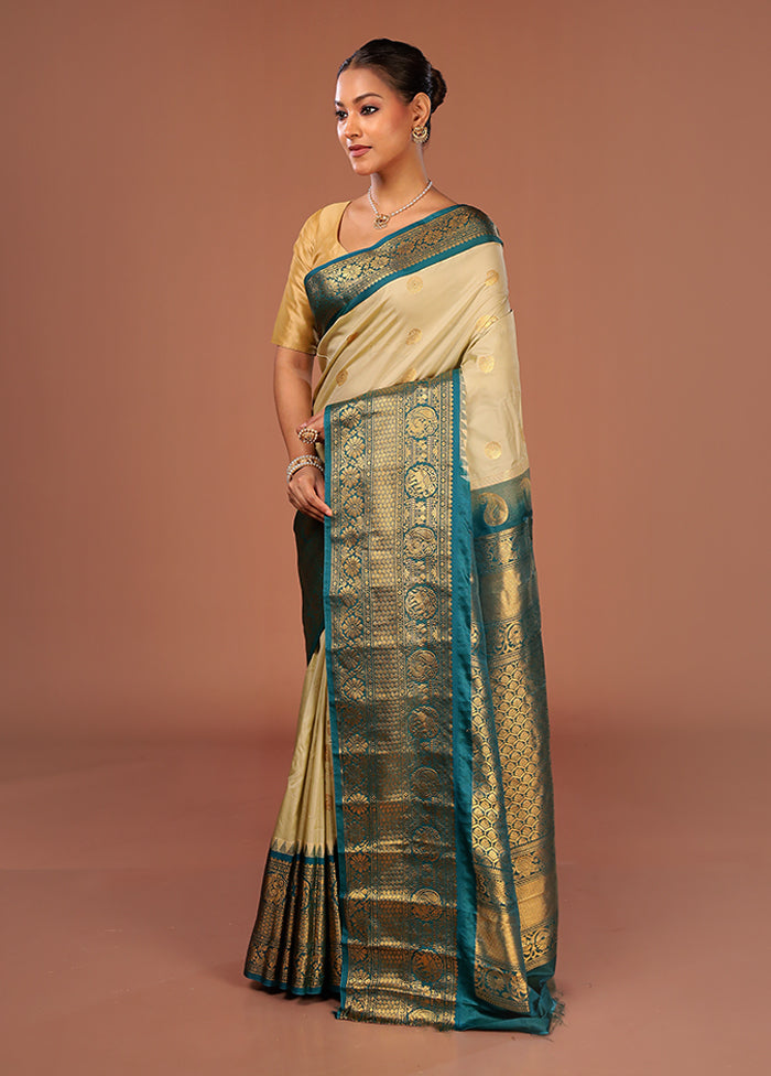 Cream Gadwal Silk Saree Without Blouse Piece